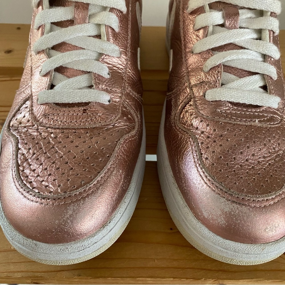 Veja V-10 Pink Matallic Sneakers 9 - Picture 6 of 16